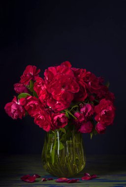 Gül kalça vazosu dik mavi