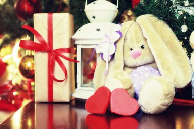 Fener ve oyuncak yeni yıl