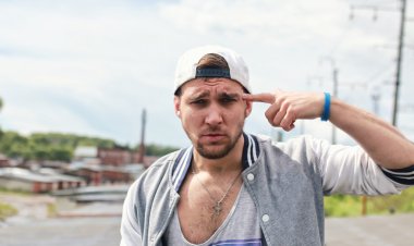 hip hop tarzı adam sakal