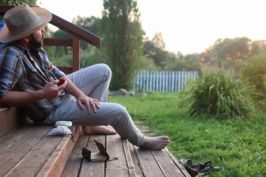 adam Duman borusu açık