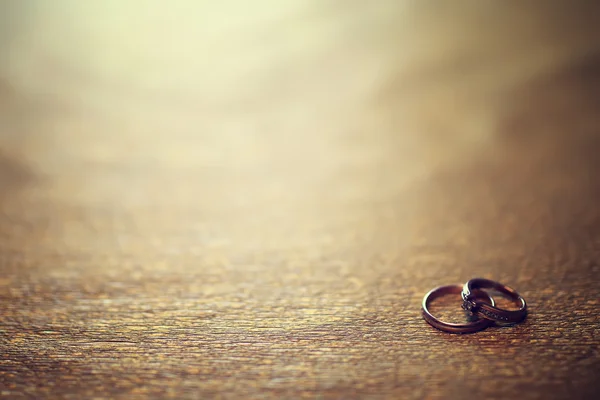 Anillo de boda tonificado fondo invitación —  Fotos de Stock