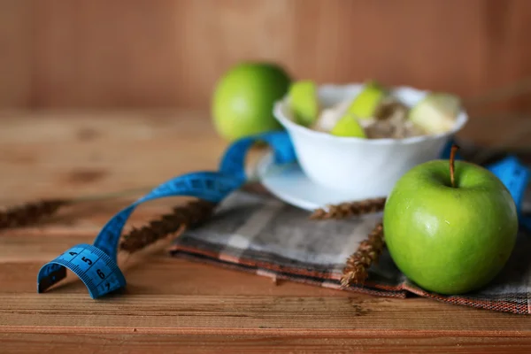 Petit déjeuner régime alimentaire fruit pomme centimètre — Photo