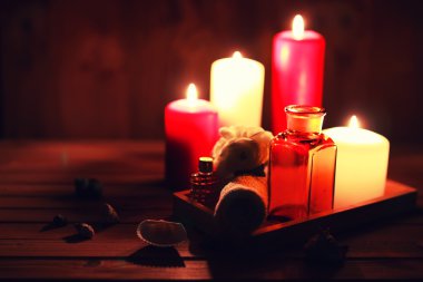 Spa mum şişe mendil