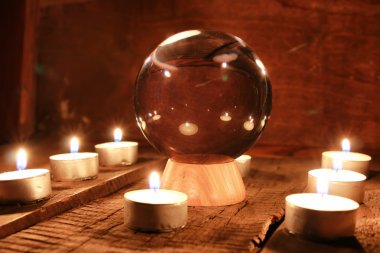 Kehanet tarot kartları mum