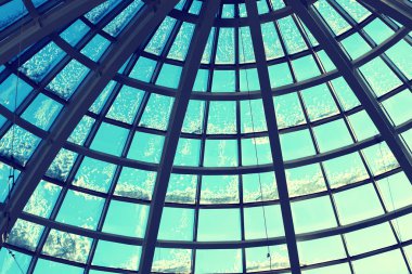 cam inşaat çatı kış