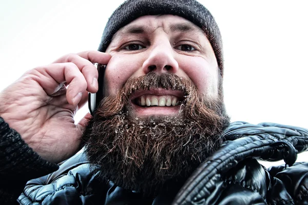 Bärtiger dreckiger Mann Winter — Stockfoto