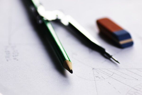 board pencil divider