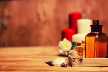 Spa mum şişe mendil