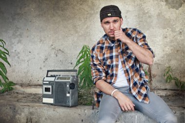 hip hop tarzı adam sakal