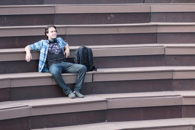 Öğrenci açık öğrenmek yalnız