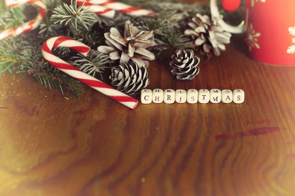 Гілки соснового конуса Різдво — стокове фото