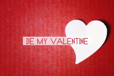 Sevgililer kağıt kalp şekli