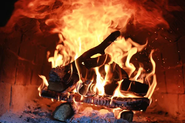 Chama de fogo no forno — Fotografia de Stock