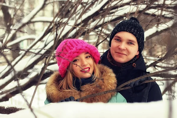 Genç aşıklar kış iki