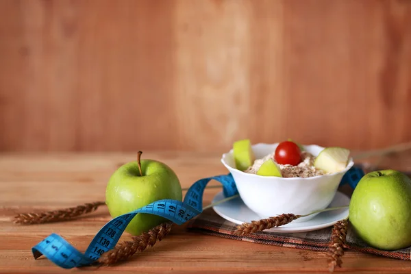 Śniadanie dieta owoce jabłko centymetr — Zdjęcie stockowe