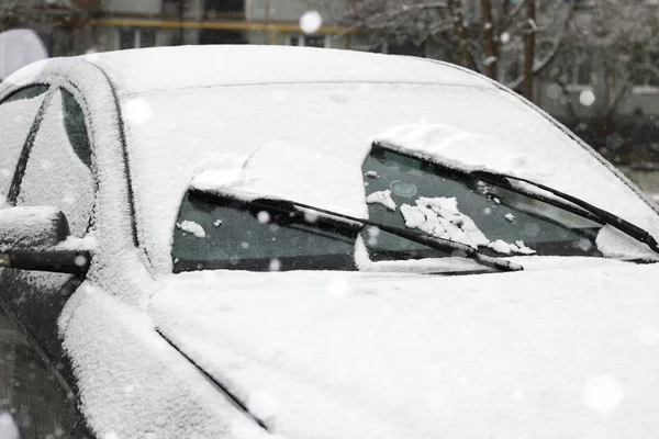 Car covered with snow — Stock Photo, Image