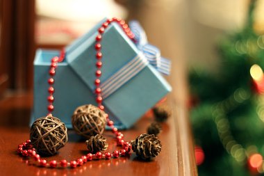 Yeni yıl hediye kutusu