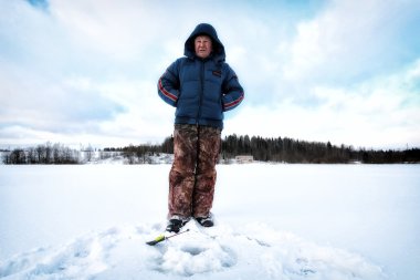Kış balıkçı gölde