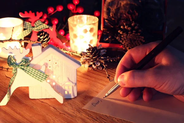 Hand schrijven voor het nieuwe jaar groeten — Stockfoto