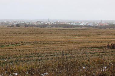 Çökme alanı saman yığını