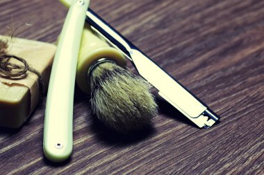 jilet gibi keskin sabun fırça