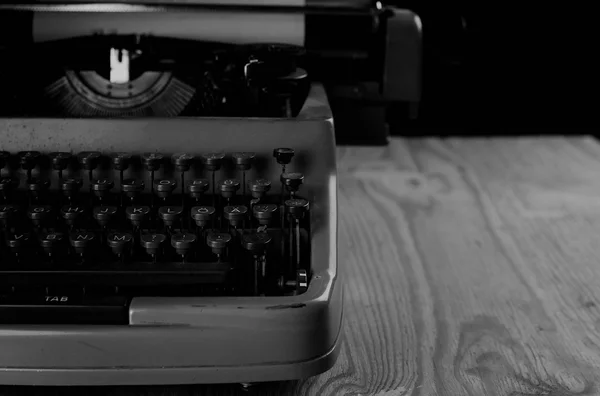 Black and white retro typewriter letter — Stock Photo, Image