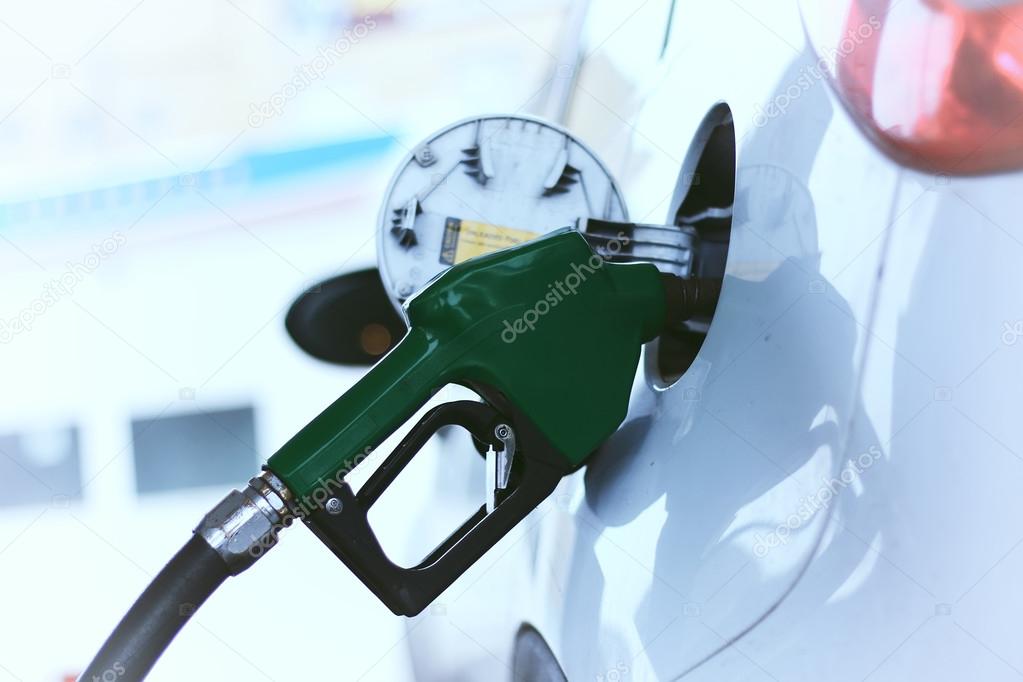 Car refueling gasoline