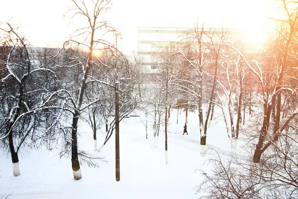 Cidade passadiço inverno — Fotografia de Stock