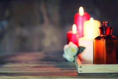 Spa mum şişe mendil