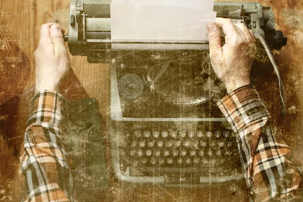 Old photo typewriter retro hand wooden table — Stock Photo, Image