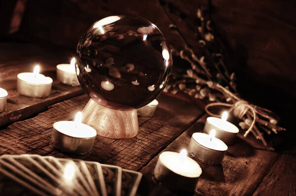 future teller candle divination
