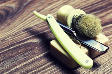 jilet gibi keskin sabun fırça