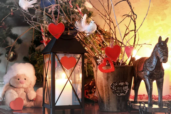 Valentine serca wystrój oddziału świeca — Zdjęcie stockowe