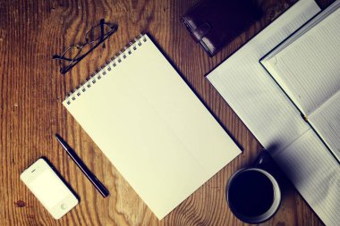 tablo yazma el üstten görünüm tonda