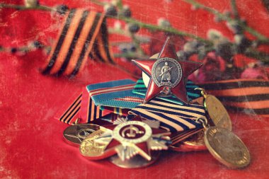 Büyük Vatanseverlik Savaşı madalya kompozisyon Retro etkisi