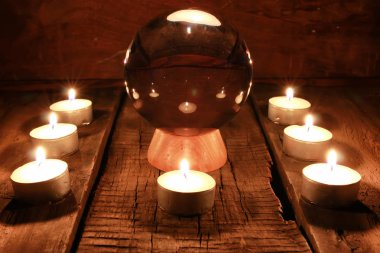 Kehanet tarot kartları mum