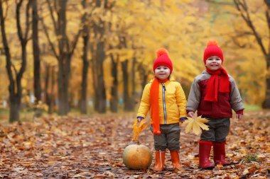 sonbahar park kabak ile çocuklarda