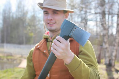 adam baltayla açık