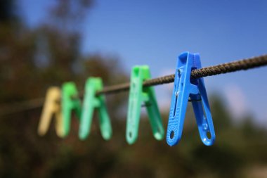 Clothespin açık halata