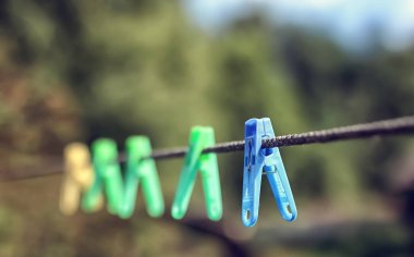 halata açık renkli mandal