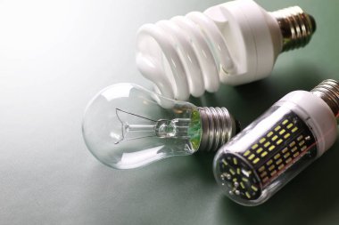 Yeşil farklı lamba