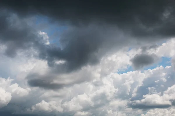 Latar belakang awan langit biru — Stok Foto