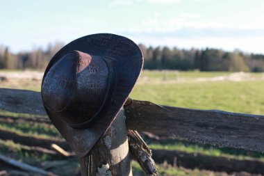 cowboy hat fence clipart