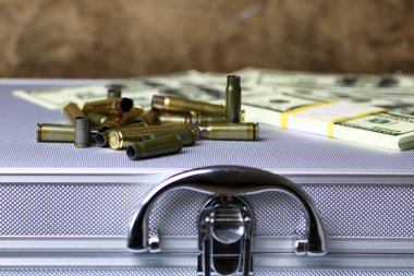 kurşun ve para dolar gümüş davasında