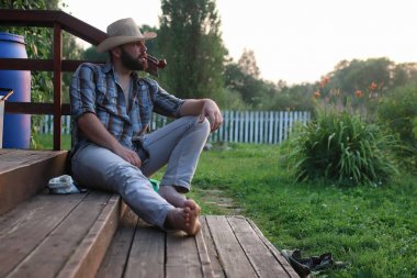 adam Duman borusu açık