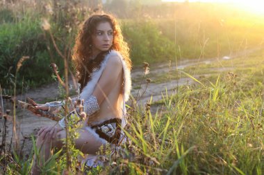 Kız giysi amazon doğa günbatımı