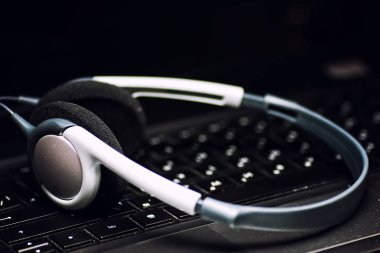 kulaklık kulaklık klavye siyah