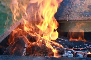 kömür ve yangın alev