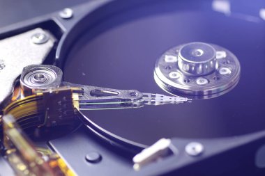 sabit disk sürücü tamir makro