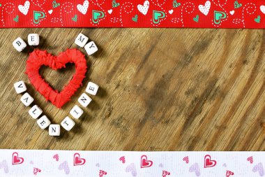 kalp şeklinde ahşap arka plan